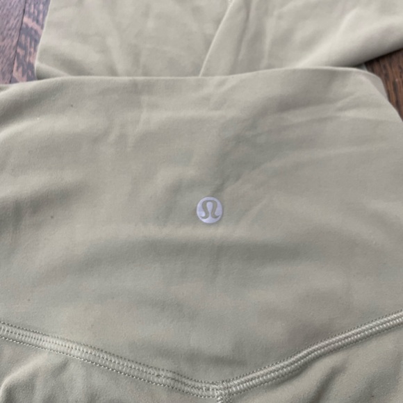 Lululemon align leggings - Picture 2 of 4